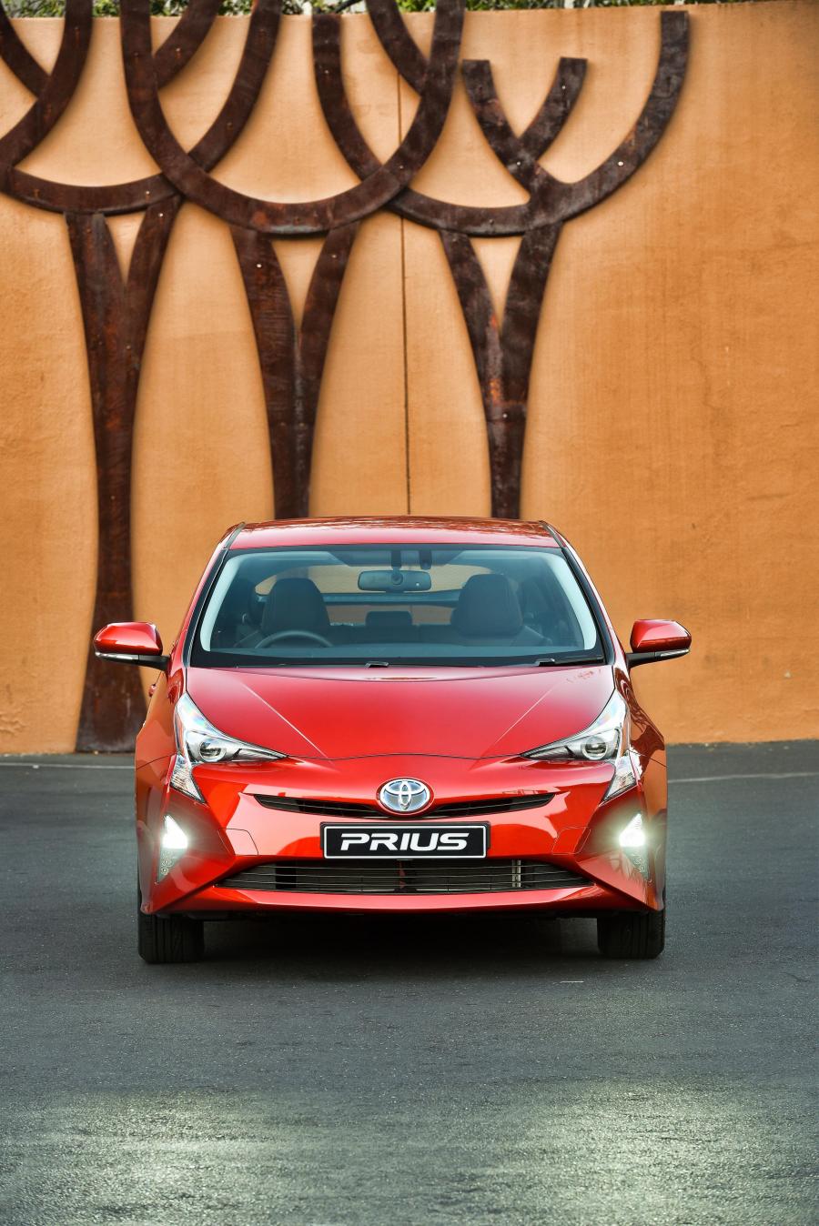  Toyota Prius 2016 года  (ZA) (фото 30 из 30)